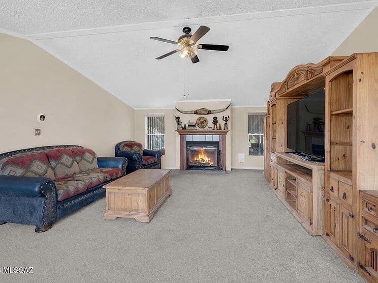 12201 N Derringer Rd photo 3