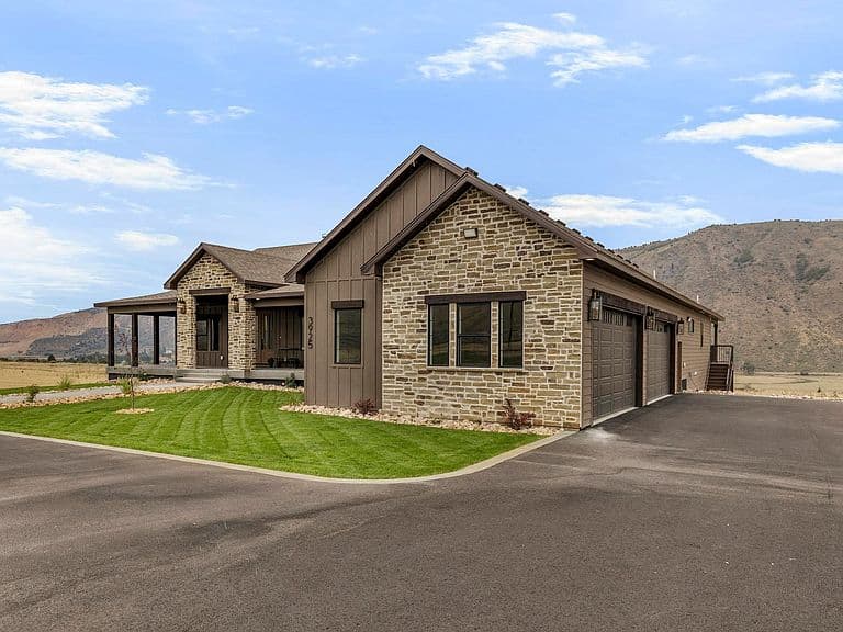 3925 Utah Dr photo 4
