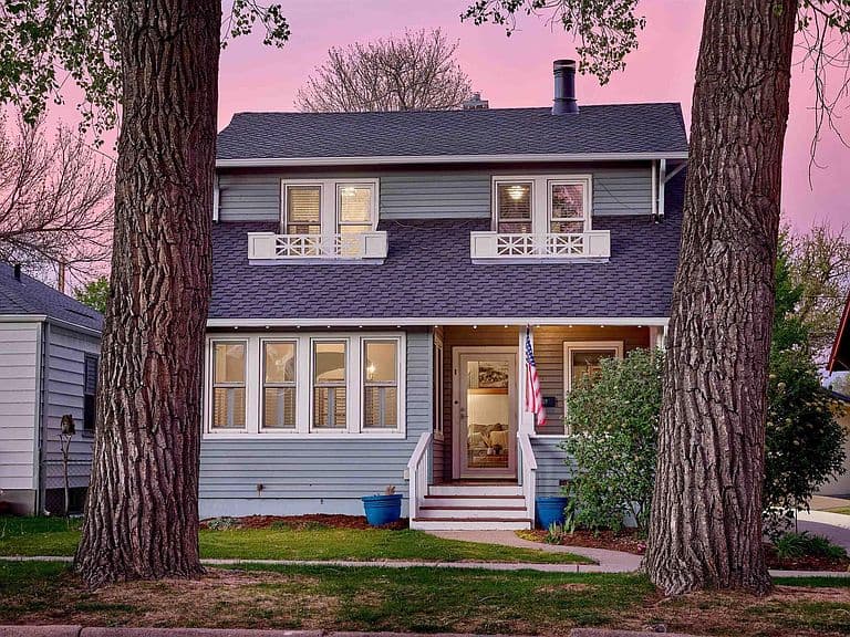 3127 Thomes Ave photo 1