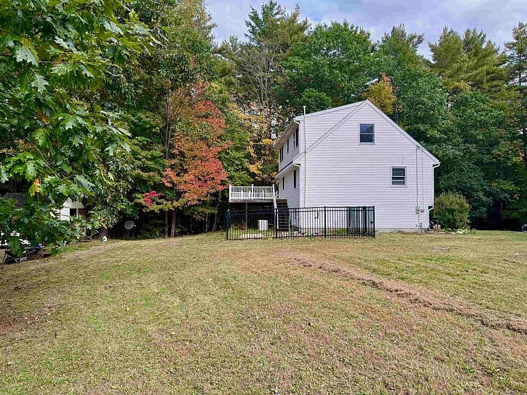 56 pullman Road photo 3
