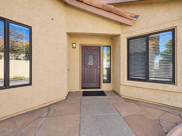 11010 W CRIMSON Lane photo 5