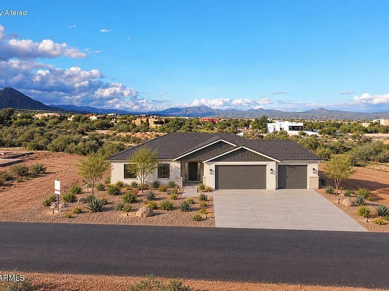13724 E Las Piedras Way photo 1