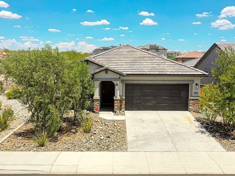 16628 W PEDRO Lane photo 2