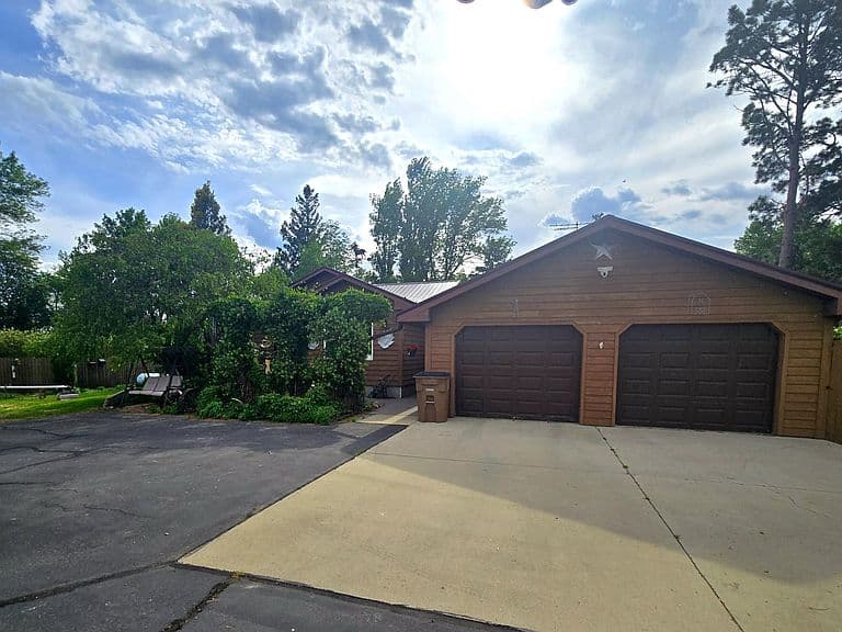 20387 471st Ave photo 2