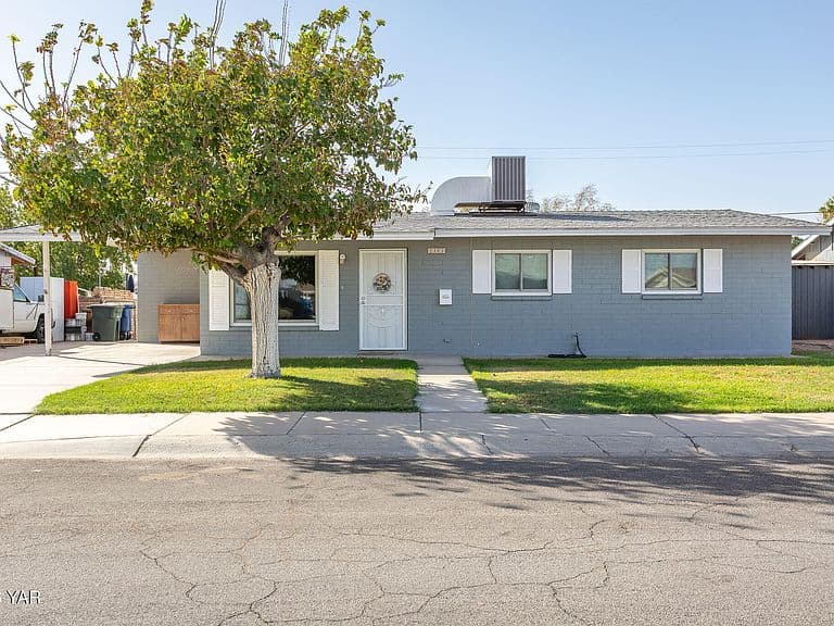 1101 E La Casita Dr photo 1