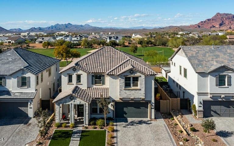 5928 E SIERRA MORENA Street photo 2
