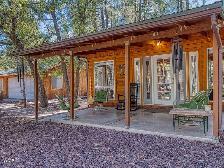 2699 Summer Dr photo 3
