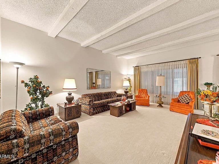 9629 W GLEN OAKS Circle N photo 2