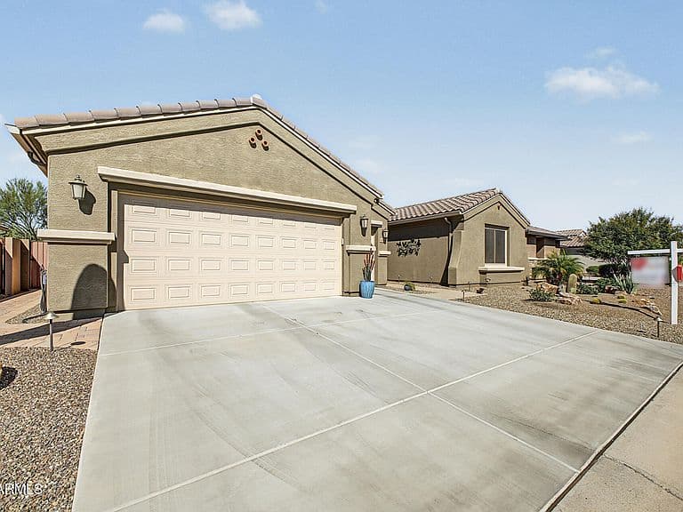 4624 W AGAVE Avenue photo 2