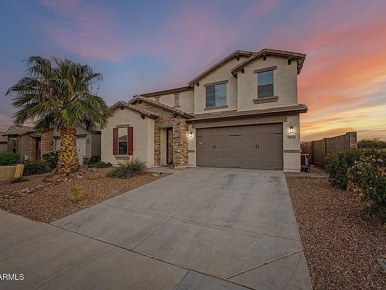 18527 W SURPRISE FARMS Loop N photo 1
