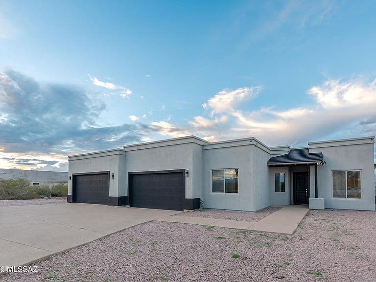 13923 E Windy Way photo 3
