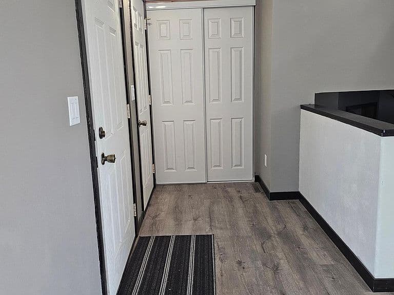 3616 Village Green Ln photo 5