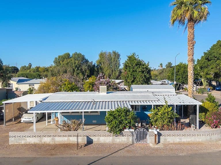 1145 S Dora Ave photo 5