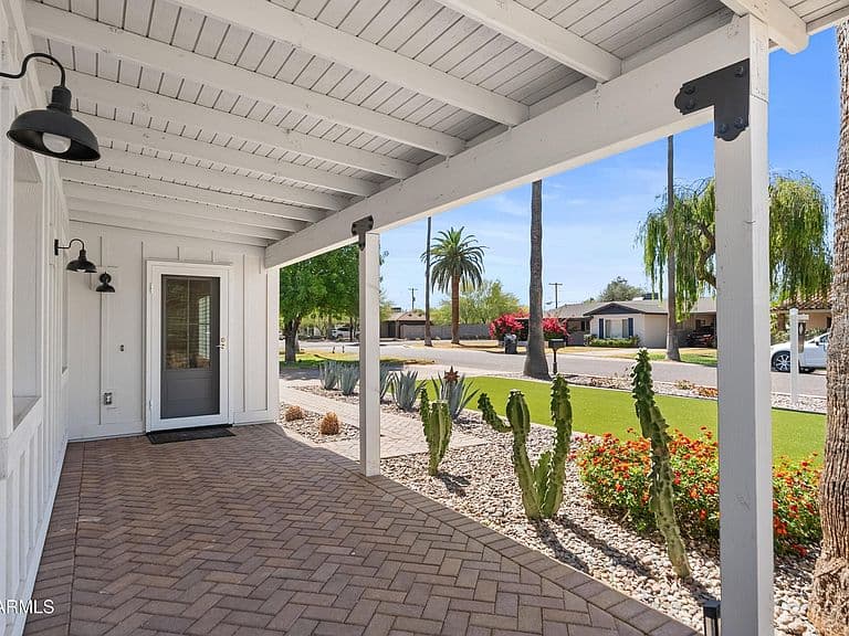 3430 E MONTEROSA Street photo 4