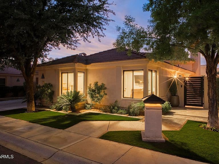 7770 E Lakeview Court photo 2
