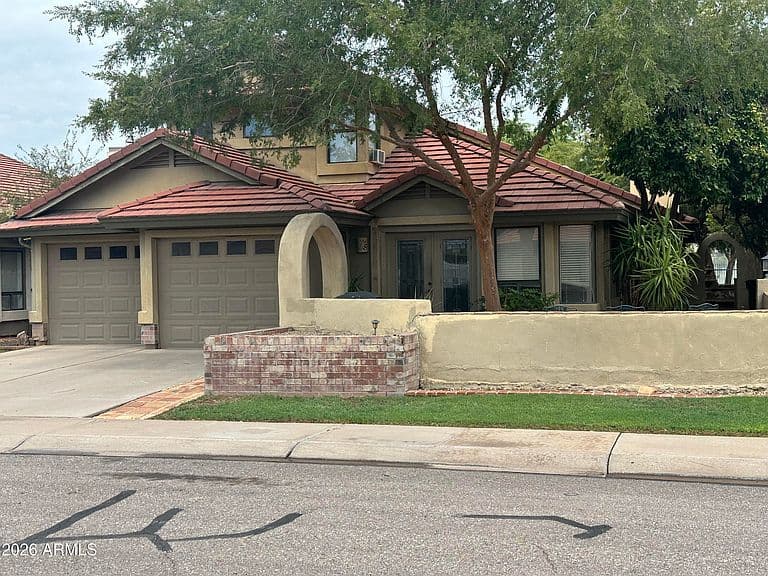 5718 W IVANHOE Street photo 1