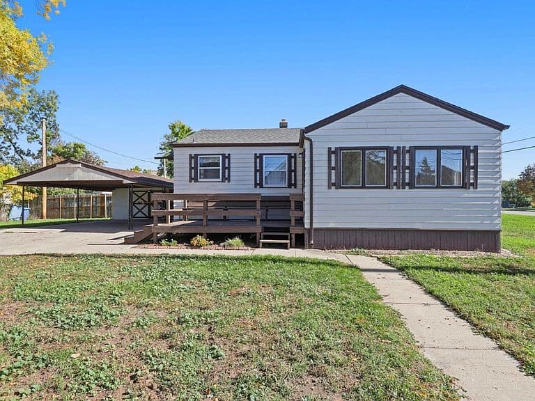 2136 6th Ave photo 2