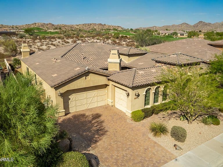 18068 W NARRAMORE Road photo 1
