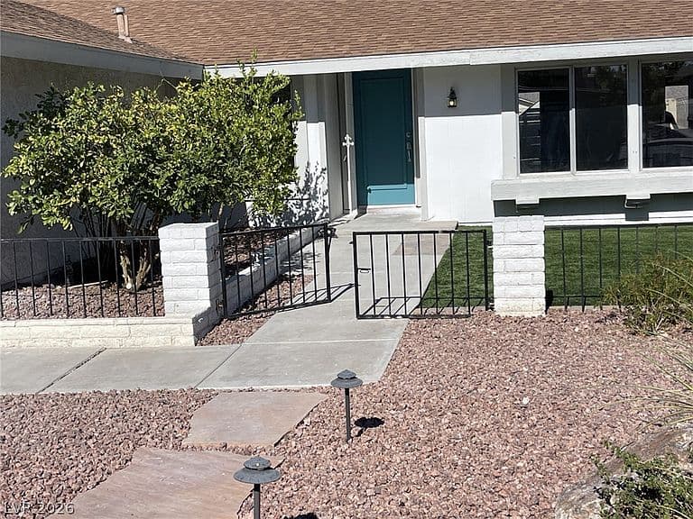 5180 Richmond Cir photo 1