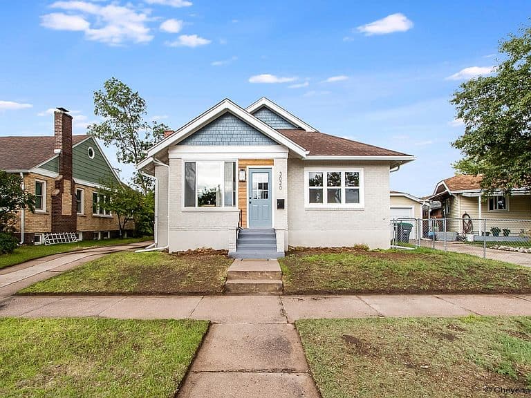 3020 Reed Ave photo 1