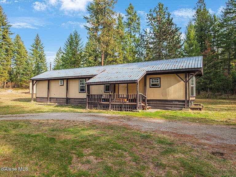 2539 Old Priest River Rd photo 3