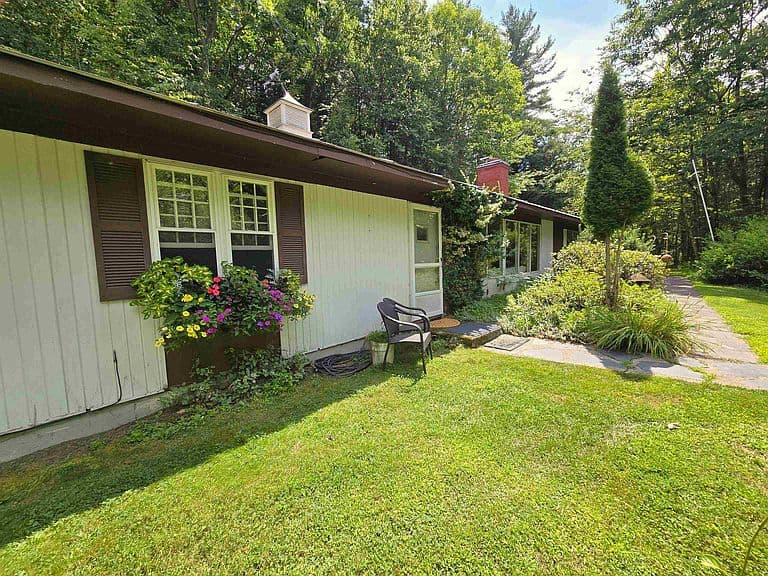 68 East Bonnyvale Lane photo 3
