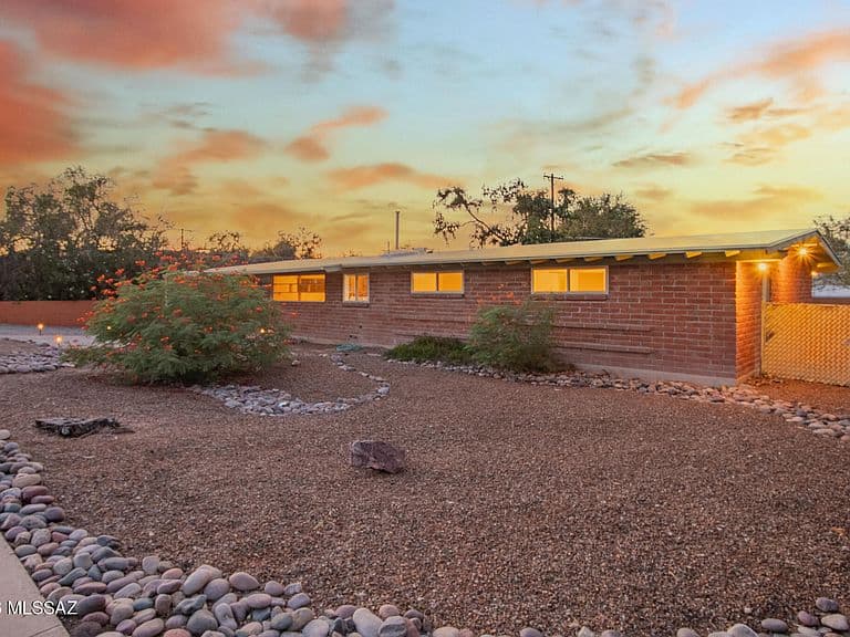 6965 E Luana Dr photo 4
