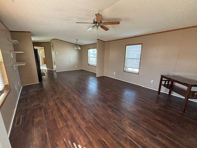 804 Date Ave photo 3