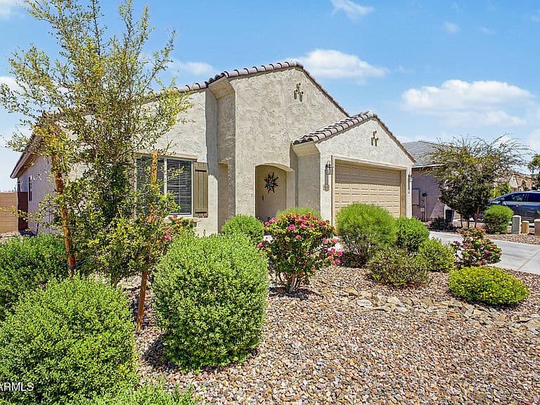 6688 W VICTORY Way photo 2