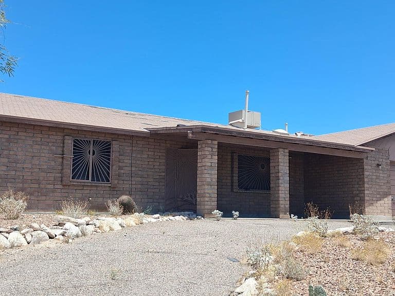 7281 E Clayridge Dr photo 3