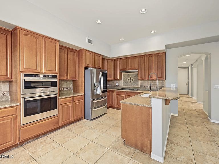 8107 N 13TH Way photo 1