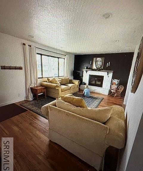 440 Shelley Ave photo 2