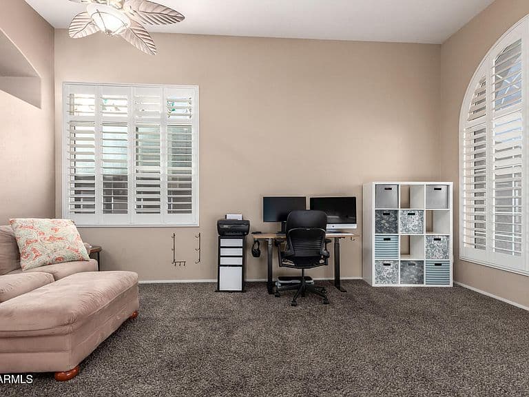 1303 W KESLER Lane photo 5