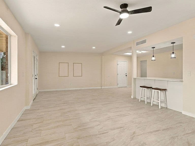 6558 S Iberia Cir photo 5