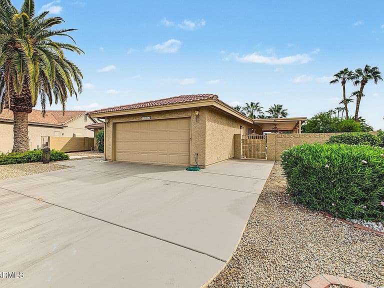 26017 S GREENCASTLE Drive #16 photo 4