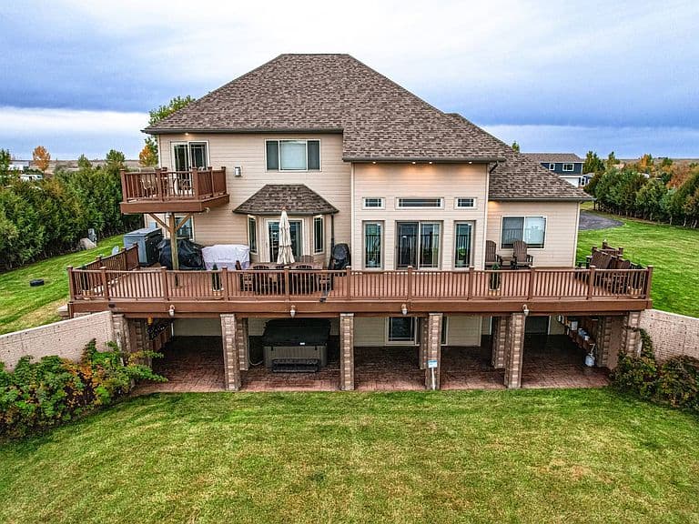 18 Idlewild Dr photo 4