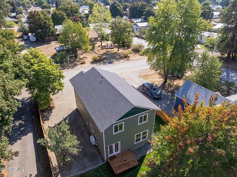 240 7th St photo 5