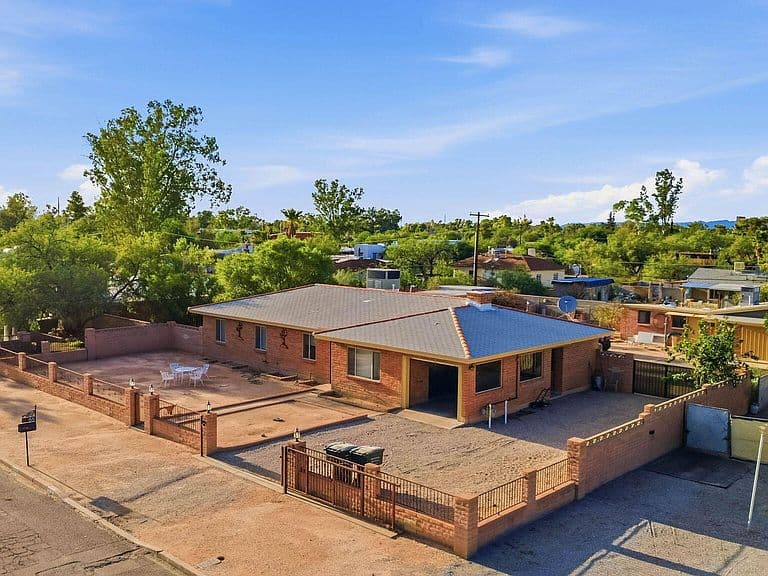 4055 E Camino De Palmas photo 4