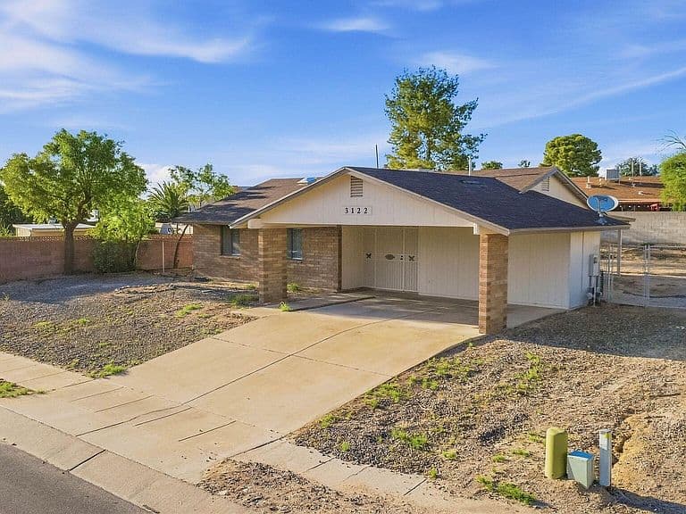 3122 W Treeline Dr photo 3