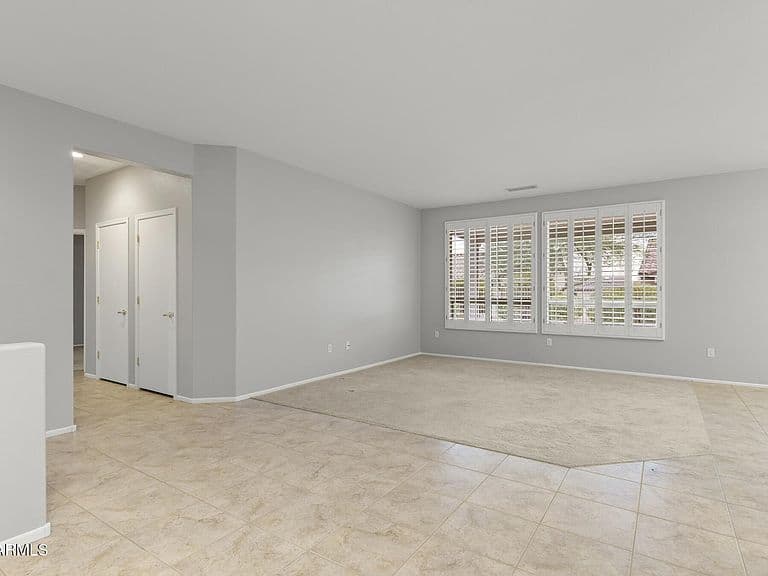 16263 W TAMARACK Lane photo 5