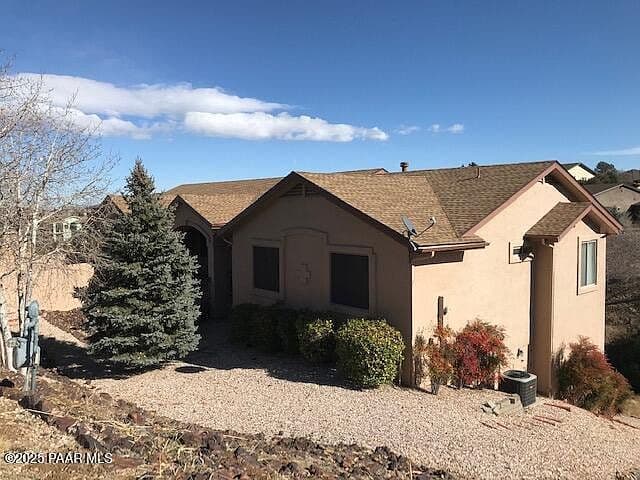 2249 Lakewood Dr photo 4