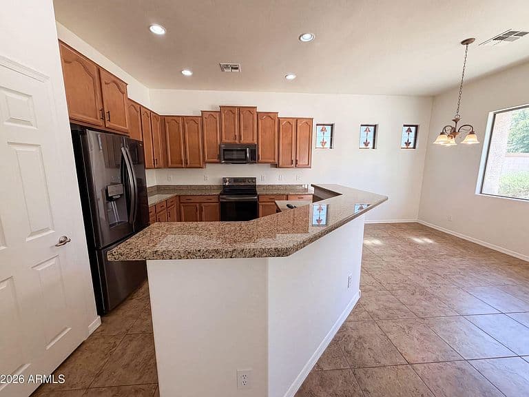 4615 W POWELL Drive photo 2