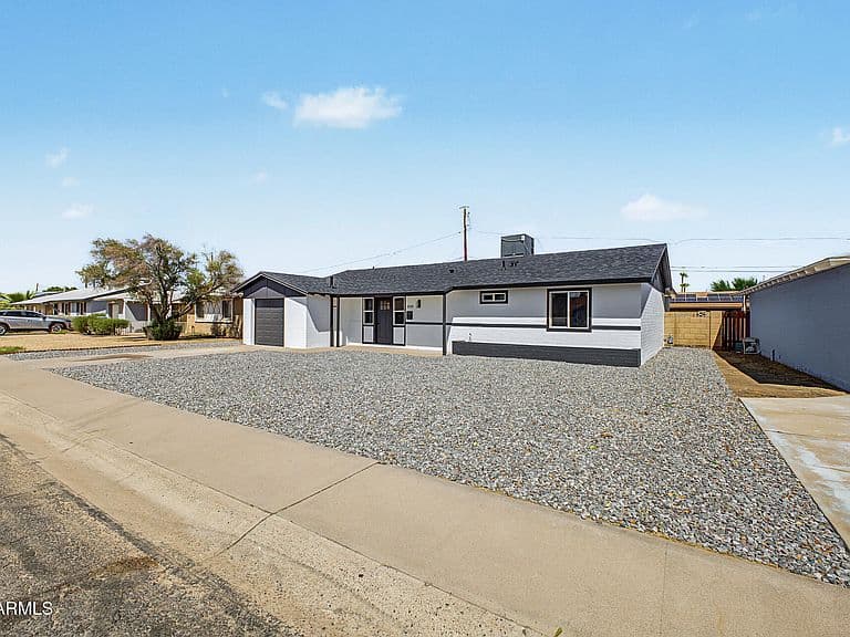 2532 W COLUMBINE Drive photo 5