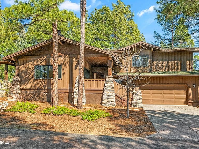 2267 Link Smith -- photo 2