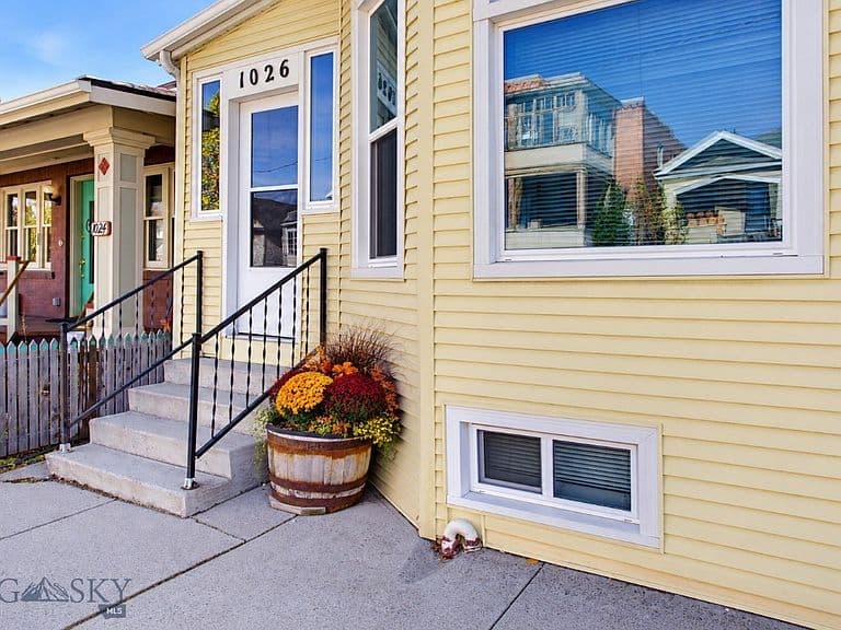 1026 W Granite St photo 3