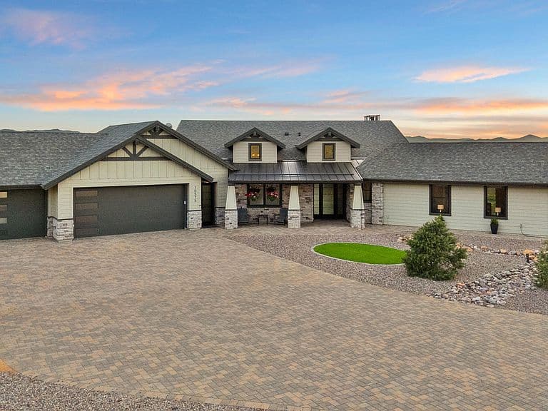 10575 E Desert Winds Way photo 3