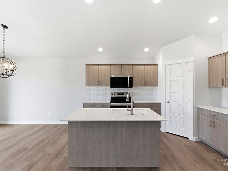 5307 E Rolling Thunder Ct photo 3
