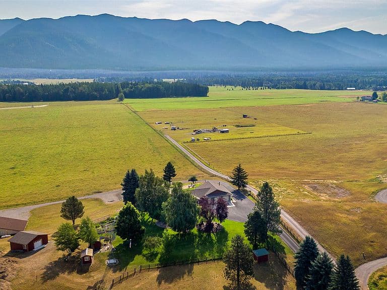 285 Swan River Rd photo 4