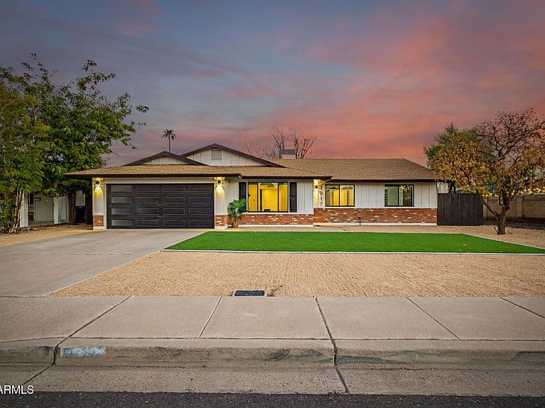 1917 E CORNELL Drive photo 1