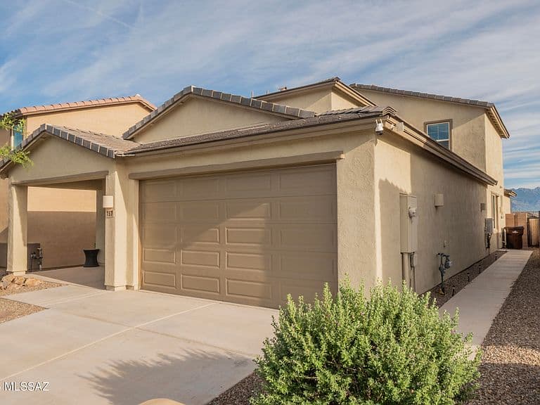 757 W Calle El Teclado photo 4